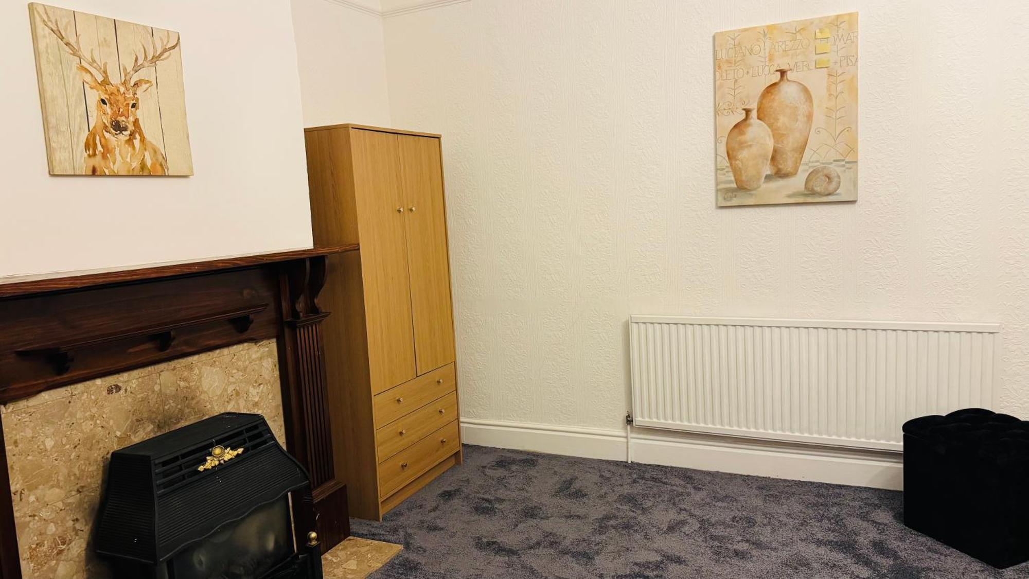 Boulevard Double Room In Shared Accommodation キングストン・アポン・ハル エクステリア 写真